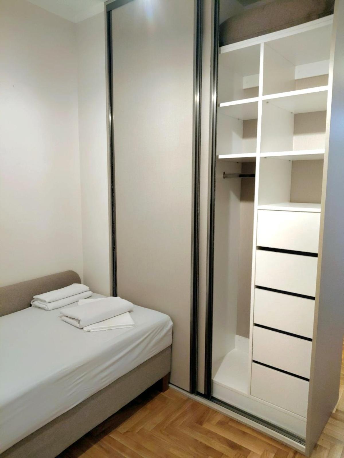Felicia Apartment